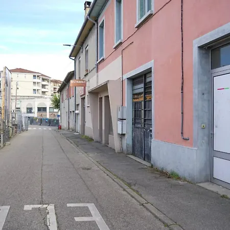 Appartement Loft Cosy Avec Terrasse Au Coeur D'annonay Annonay